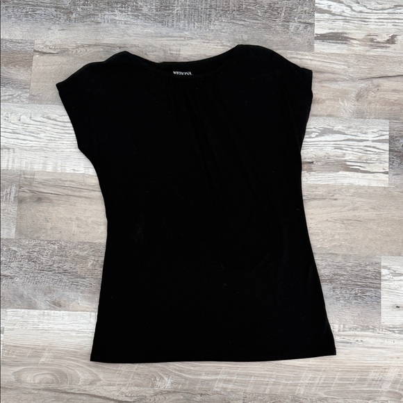 Merona Tops - Merona Women's Classic Black Tee